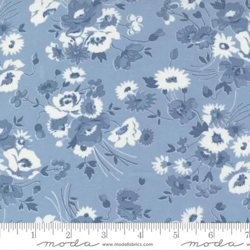 Nantucket Summer Light Blue Somerset Florals 44"/45" Fabric Per Yard