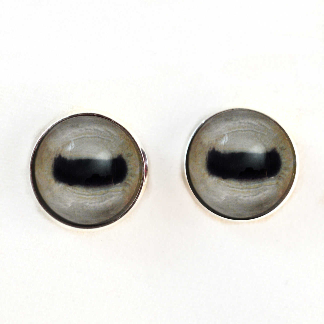 Pale Goat Sew-On Button Glass Eyes