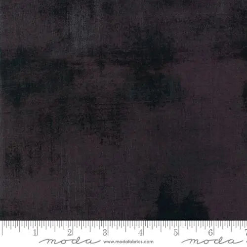 438 Black Iron Moda Grunge - Fat Quarter