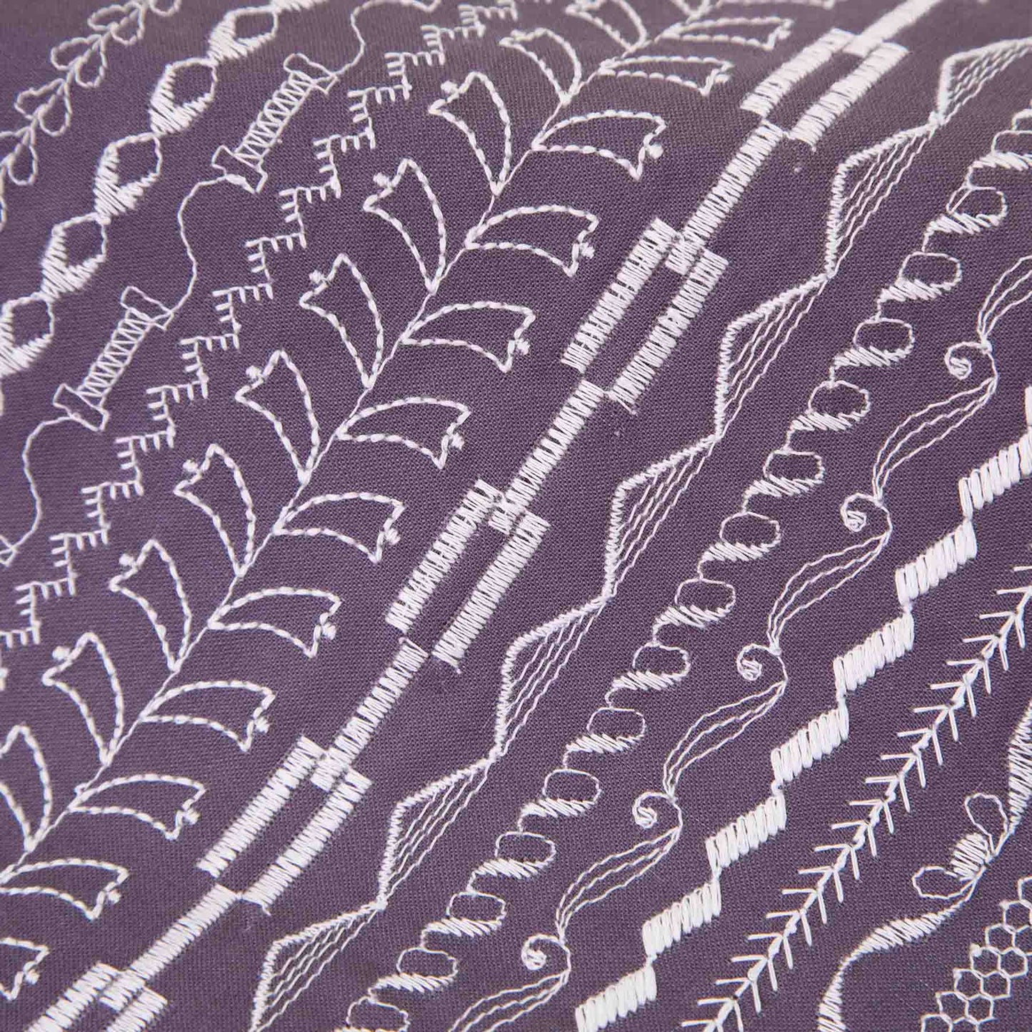 HUSQVARNA® VIKING® BRILLIANCE™ 75Q Sewing Machine