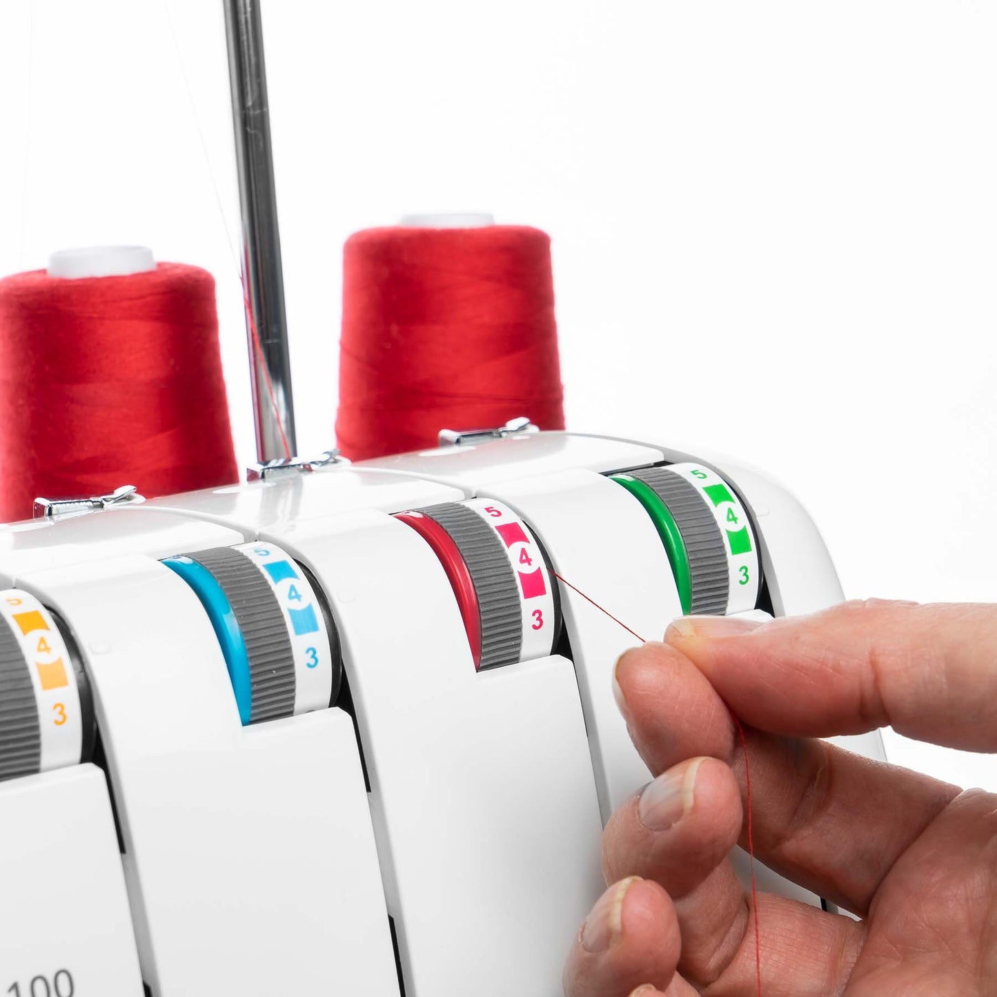 HUSQVARNA® VIKING® AMBER™ S | 100 Overlock Machine