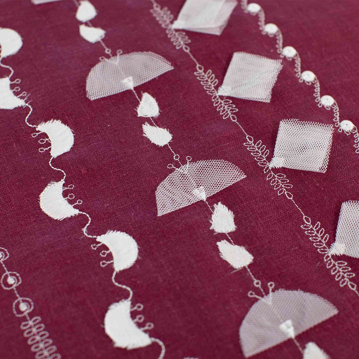 HUSQVARNA® VIKING® EPIC™ 95Q Sewing Machine