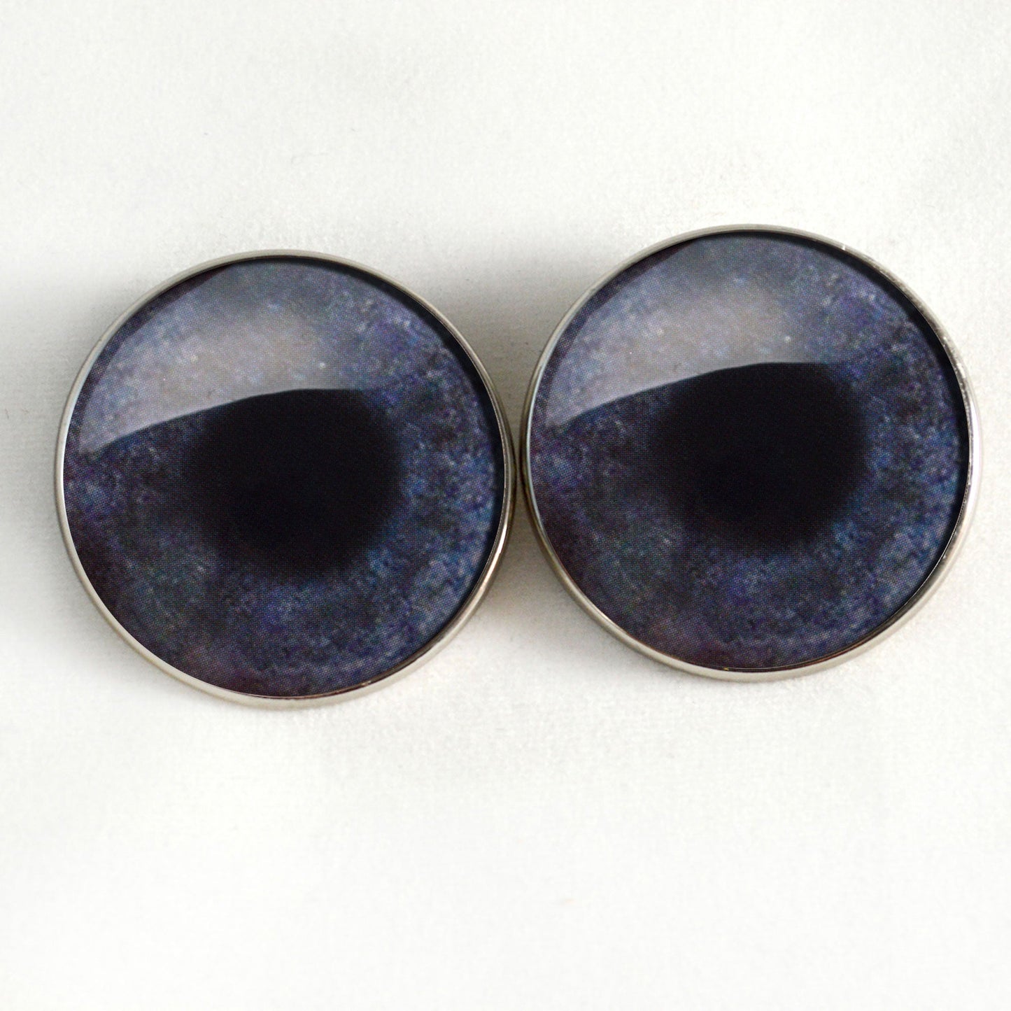 Dark Gray Ostrich Sew-On Button Glass Eyes