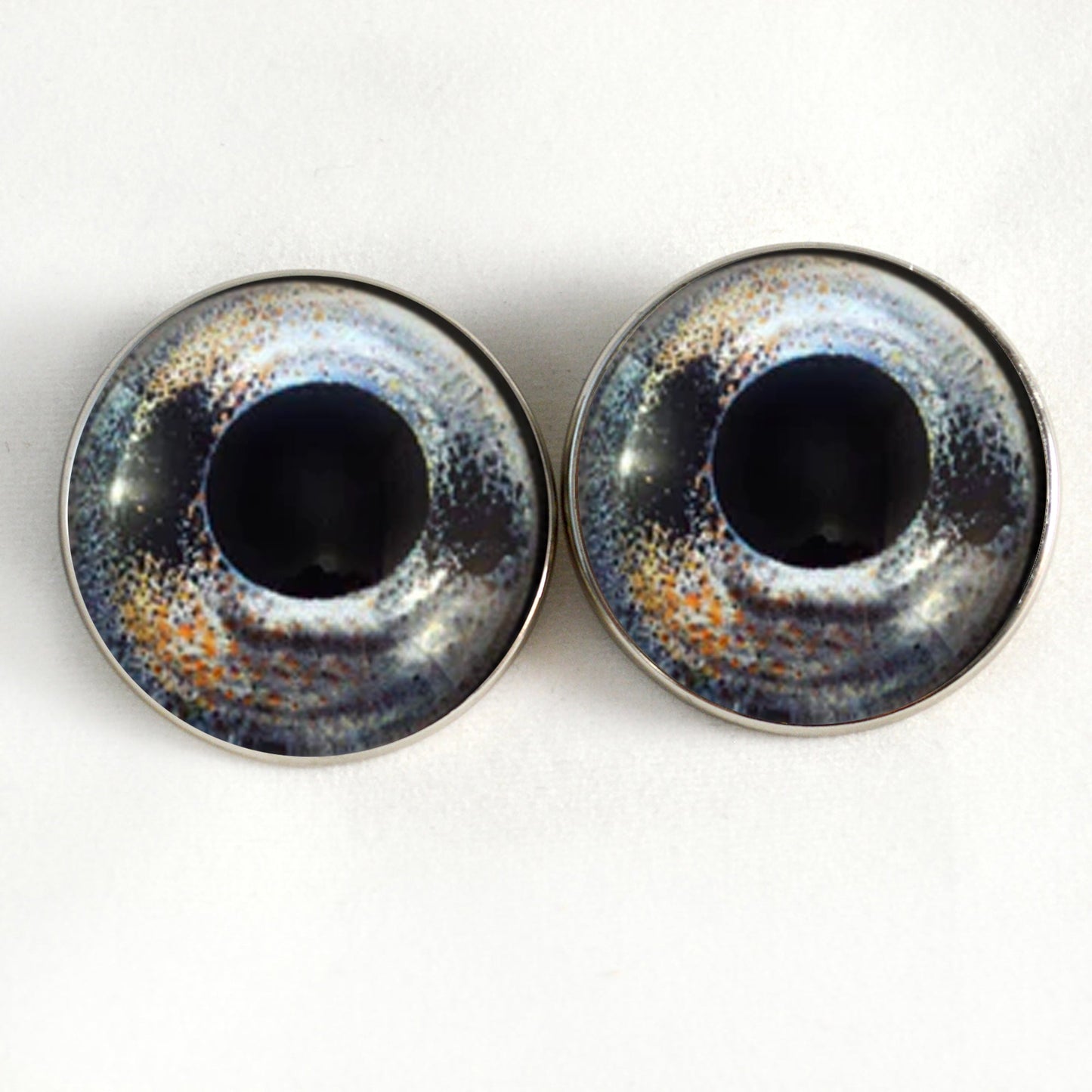 Barbus Fish Inspired Sew-On Button Glass Eyes