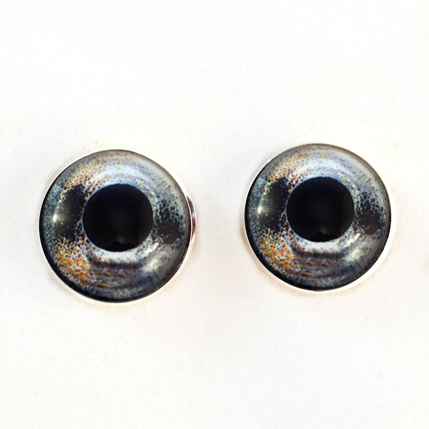 Barbus Fish Inspired Sew-On Button Glass Eyes