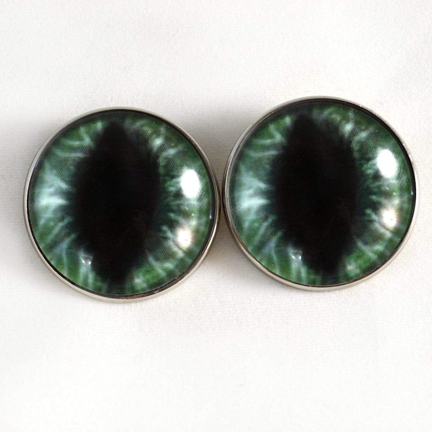 Wide Dark Green Dragon Sew-On Button Glass Eyes