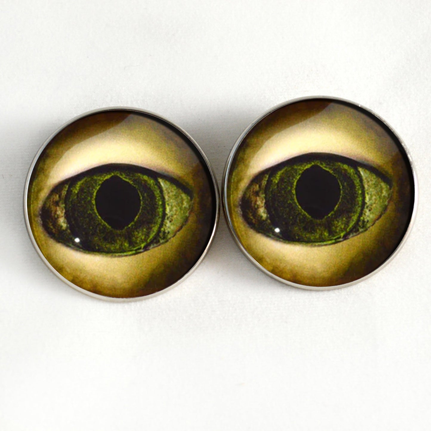 Black Lagoon Creature Sew-On Button Glass Eyes