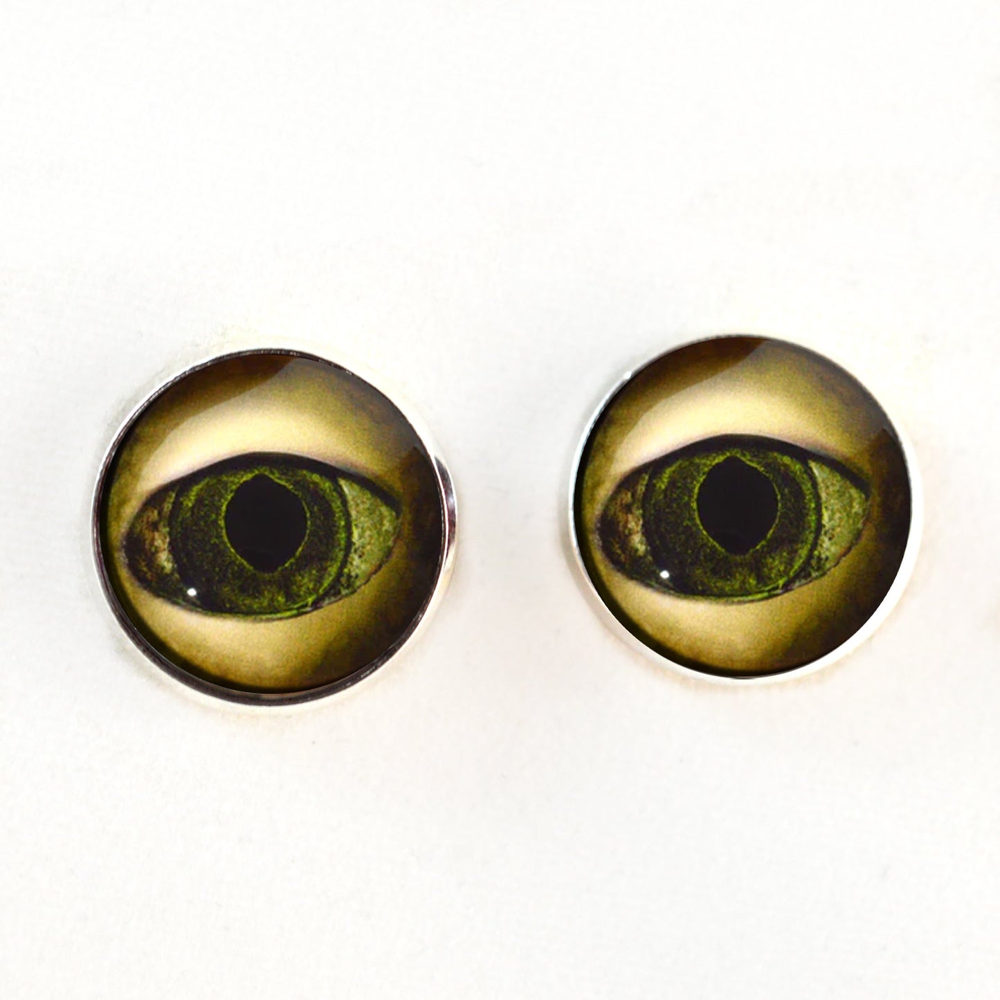 Black Lagoon Creature Sew-On Button Glass Eyes