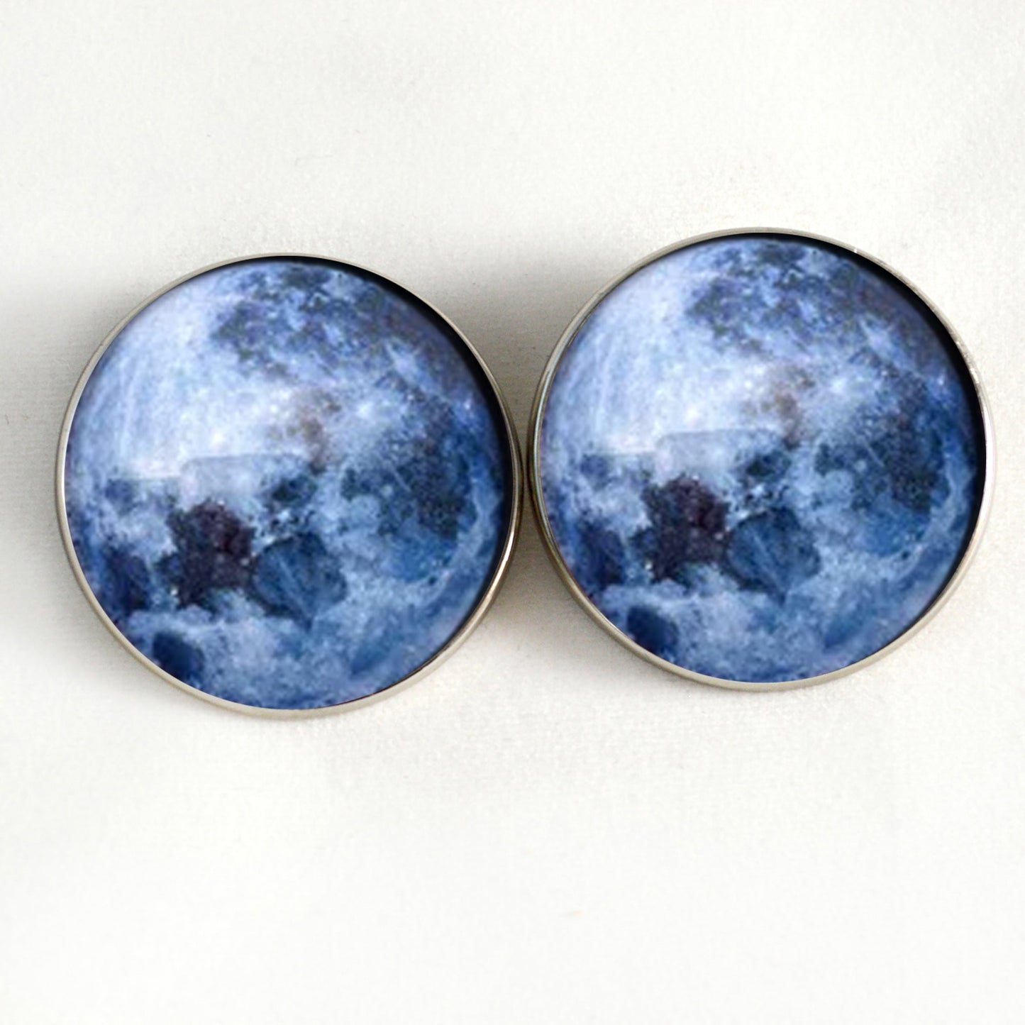 Blue Moon Sew-On Button Glass Eyes