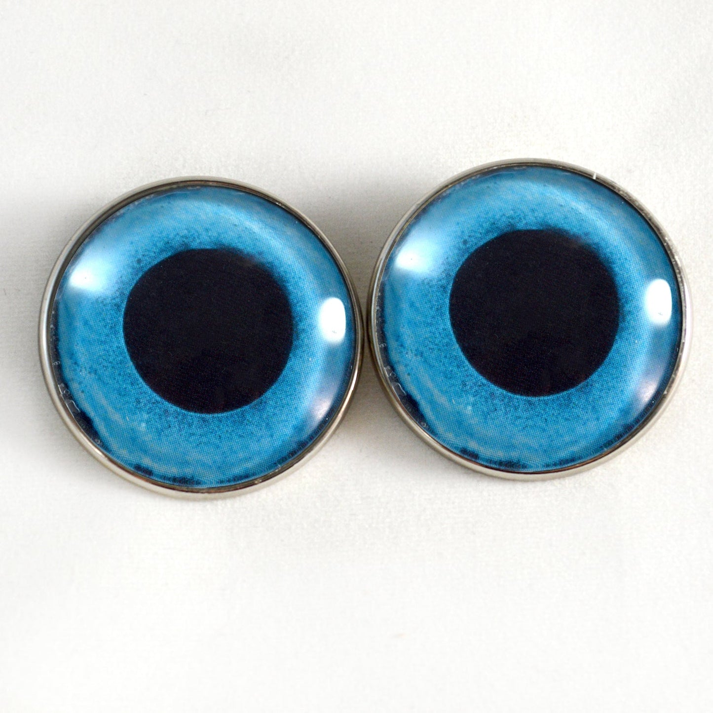 Blue Snow Owl Sew-On Button Glass Eyes