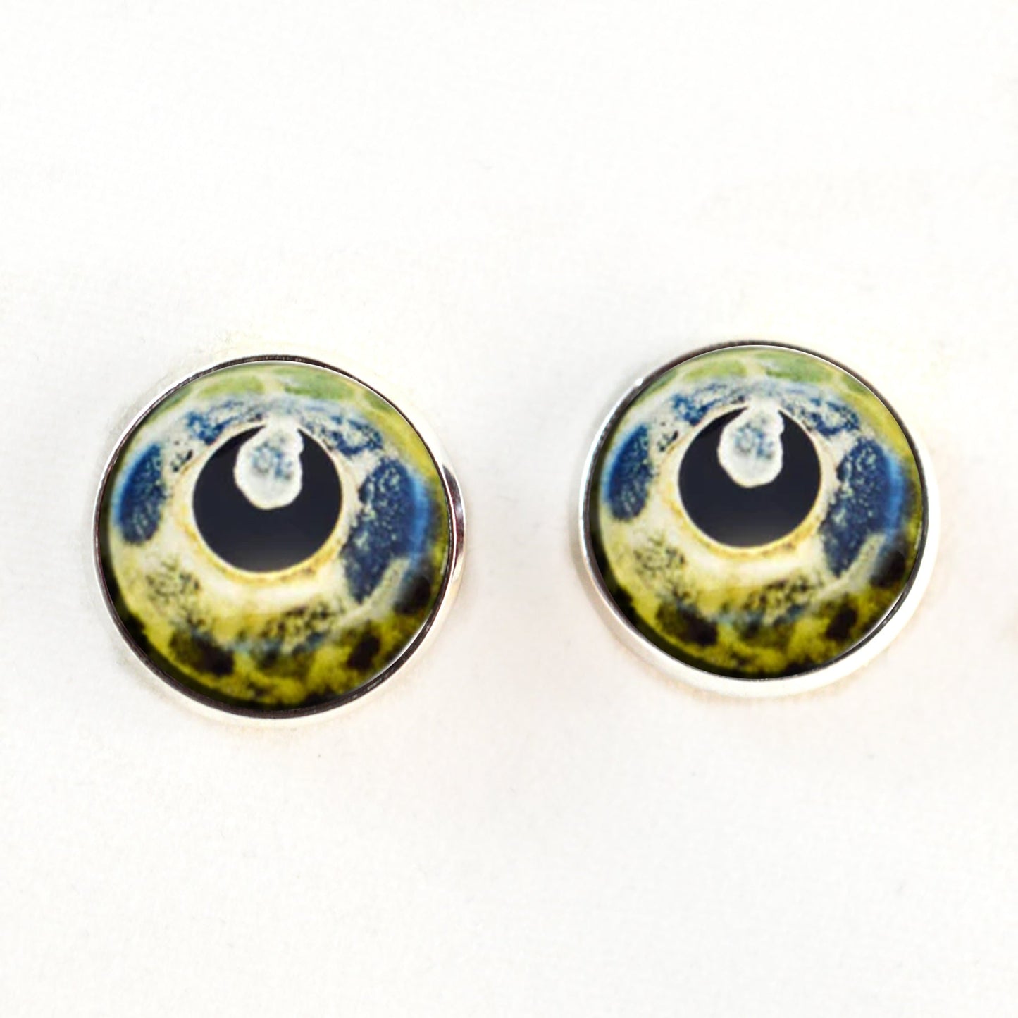 Brocade Catfish Inspired Sew-On Button Glass Eyes