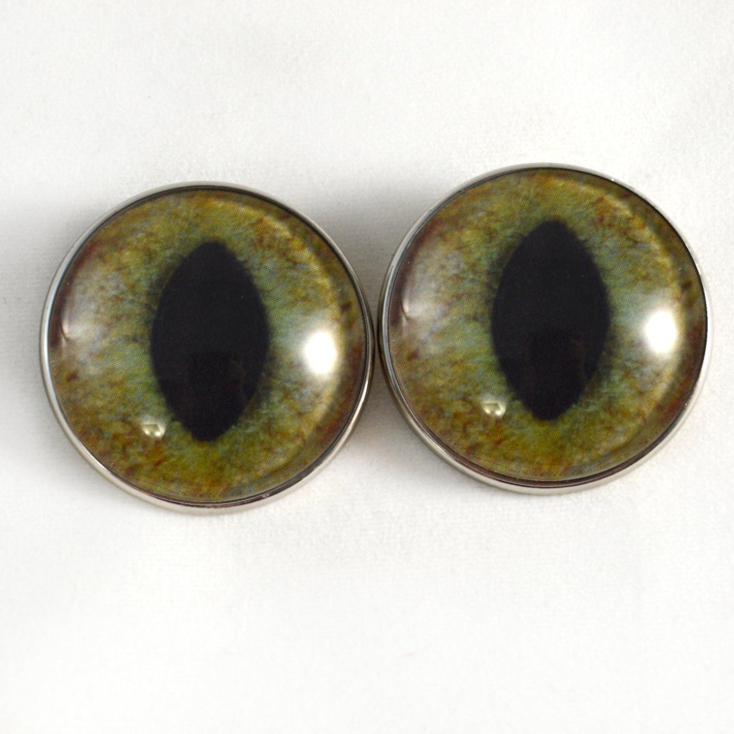 Realistic Green and Brown Cat Sew-On Button Glass Eyes