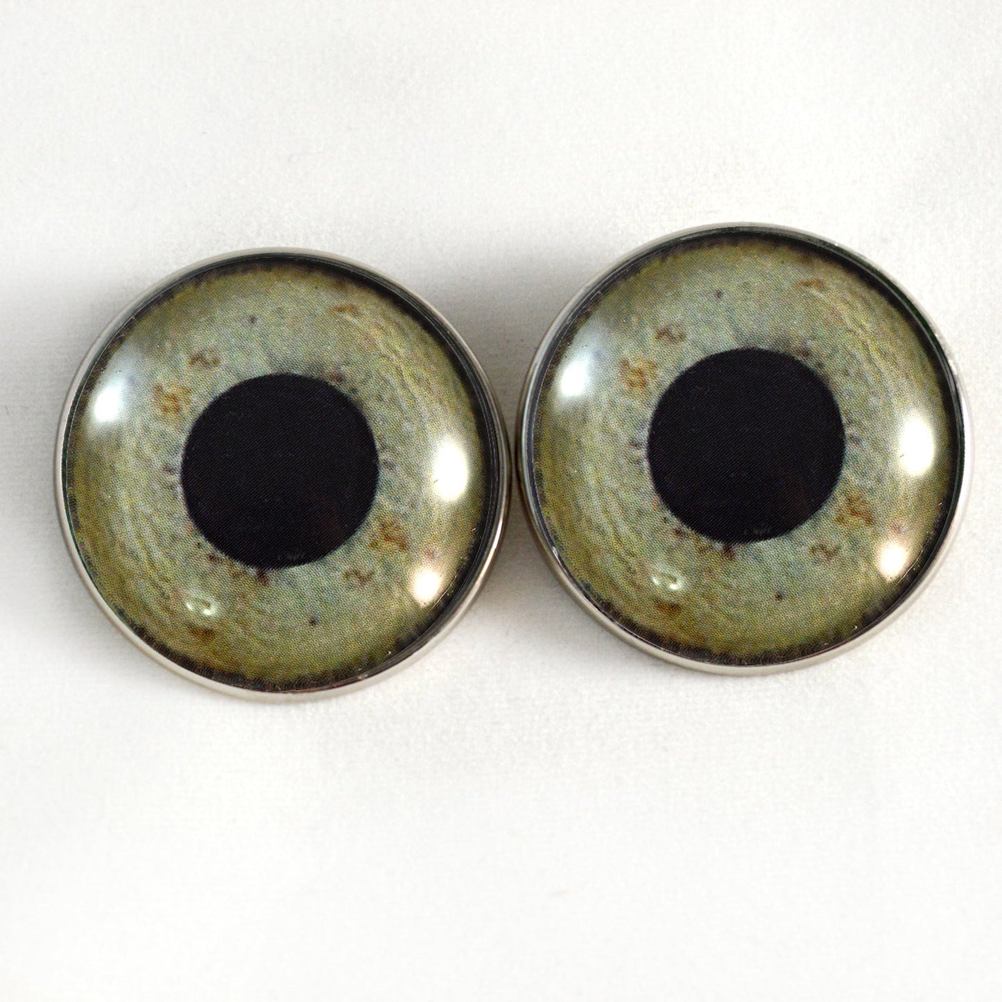 Eagle Sew-On Button Glass Eyes