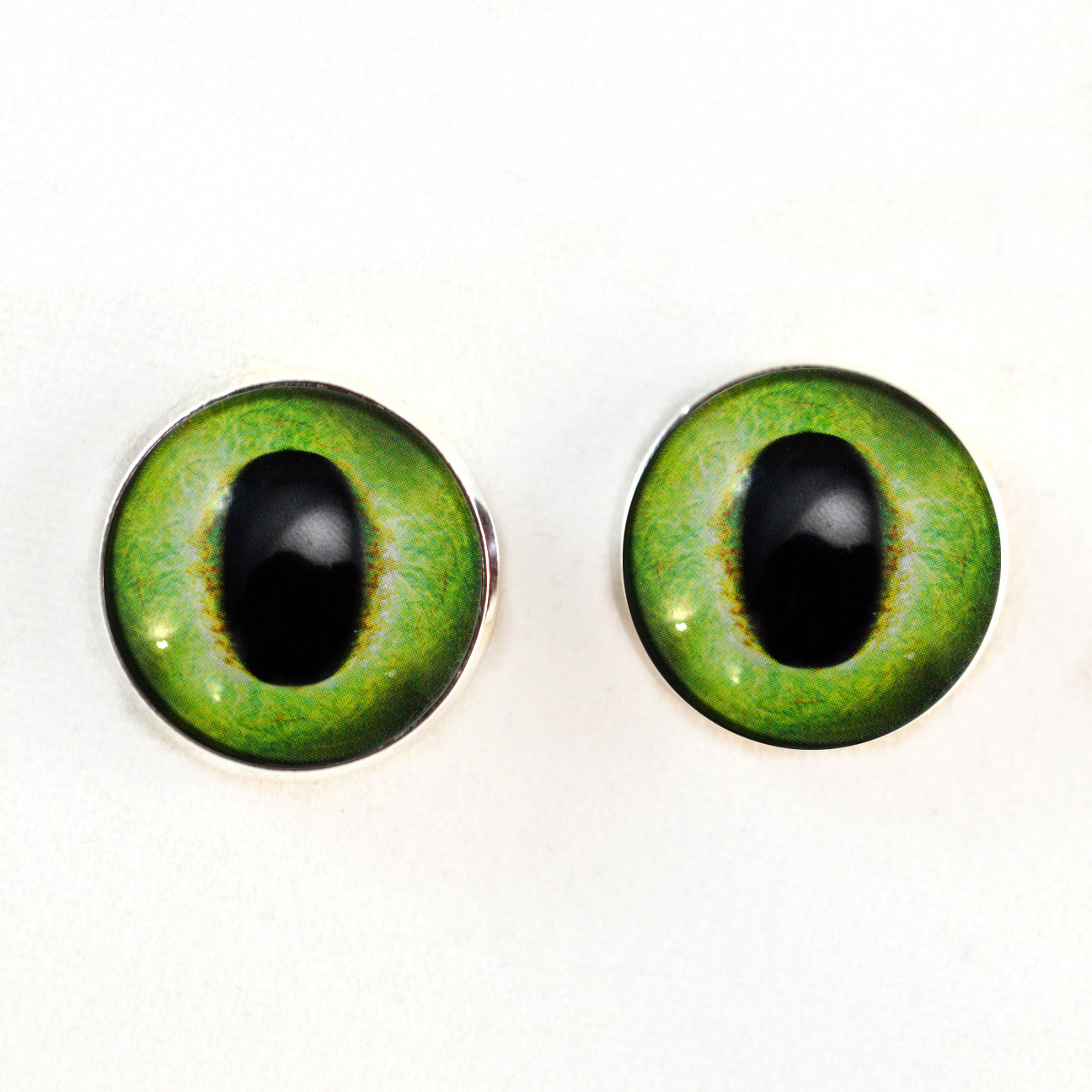 Friendly Green Dragon Sew-On Button Glass Eyes