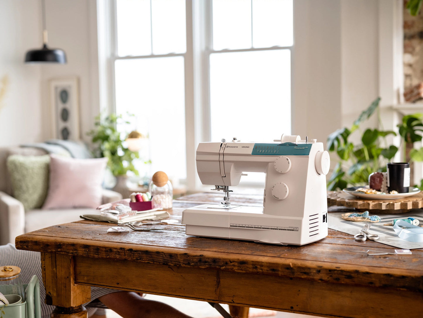 HUSQVARNA® VIKING® EMERALD™ 116 Sewing Machine